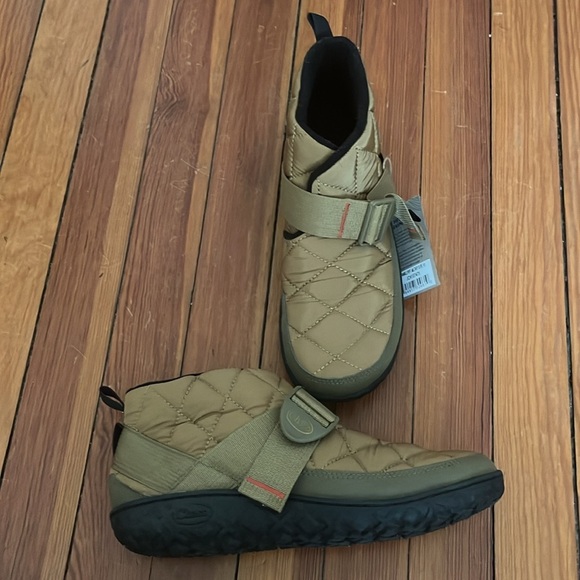 NWT Chaco Quilted Ramble Puff Shoes Military Olive Sz 9 - Picture 2 of 9